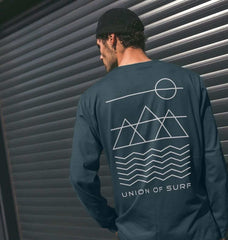Men’s long sleeve graphic t-shirt